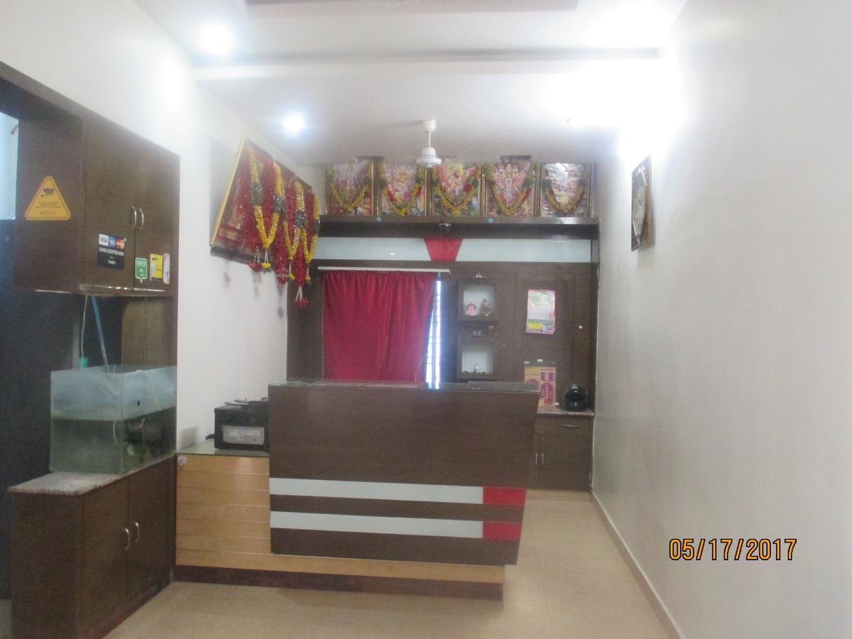 Sri Sai Ganesh Lodge Hyderabad Esterno foto